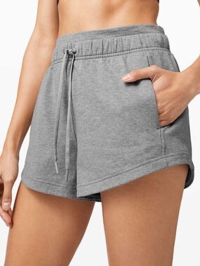 Lululemon Inner Glow Short 3”